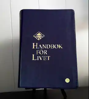 Handbok för Livet - Helbibel blå/röd/svart