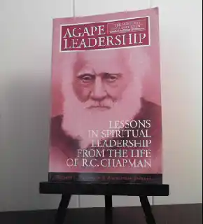Böcker på engelska. Lessons in spiritual leadership from the life of R.C. Chapman  